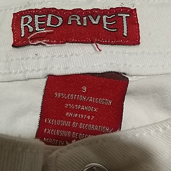 Red Rivet jeans - Picture 6 of 8